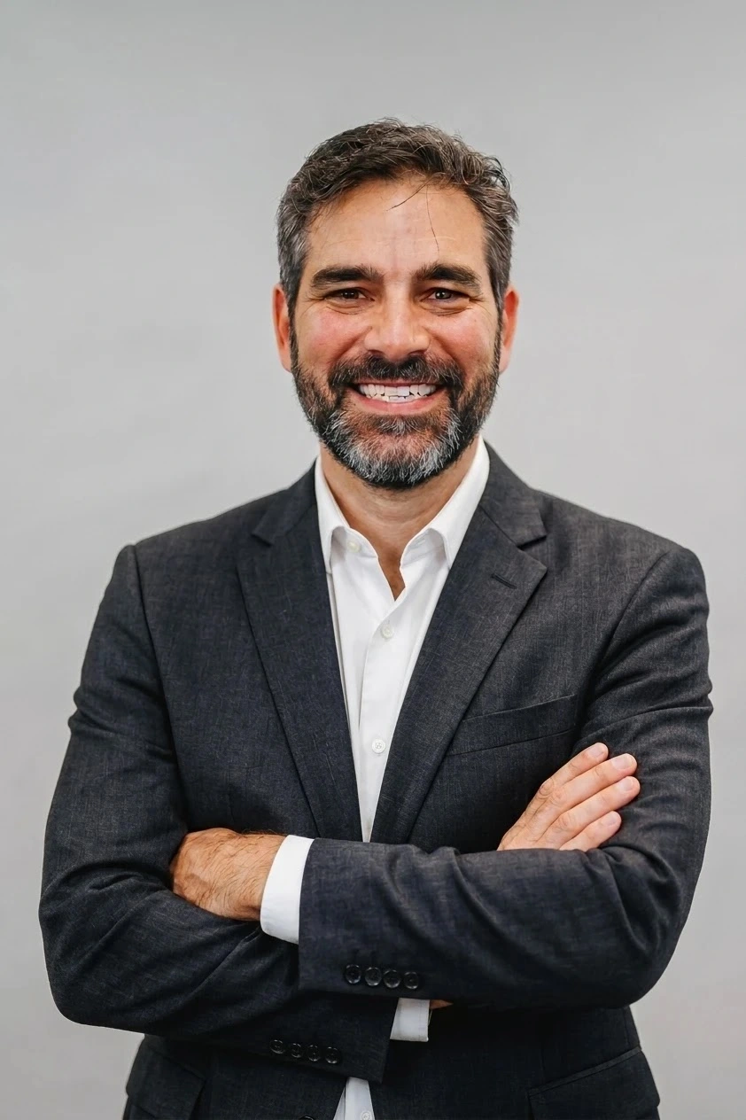 Moisés Bianco - Especialista em Branding, SEO, IA e Gestão